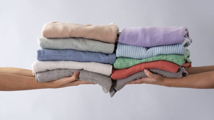 7 bahan kaos terbaik untuk kegiatan outdoor